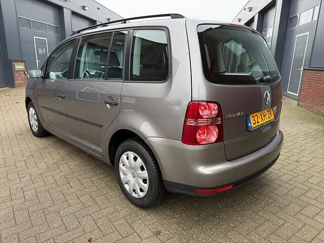 Occasion VW Touran 140 PK (102 kW) 2007 Grijs (metallic) MPV