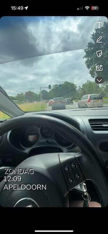 Grijs Gebruikt 2007 Seat Leon MPV | € 2.500 (Eerlijke prijs) - Afbeelding 1/4