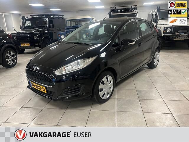 Zwart Gebruikt 2017 Ford Fiesta Style Hatchback | € 7.850 (Iets duurder) - Afbeelding 1/4