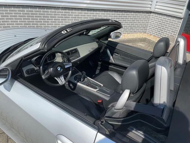 Occasion BMW Z4 150 PK (110 kW) 2006 Grijs Cabriolet