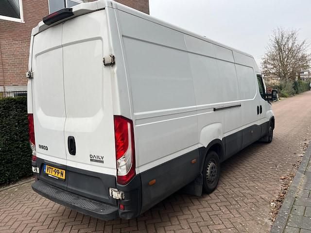 Occasion Iveco Daily 156 PK (114 kW) 2019 Wit