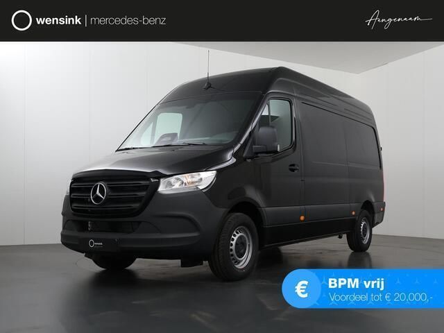 Zwart Nieuw 2024 Mercedes Sprinter Van | € 54.545 - Afbeelding 1/4