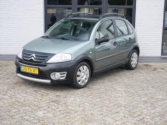 Groen Gebruikt 2006 Citroën C3 Hatchback | € 2.450 (Eerlijke prijs) - Afbeelding 1/4