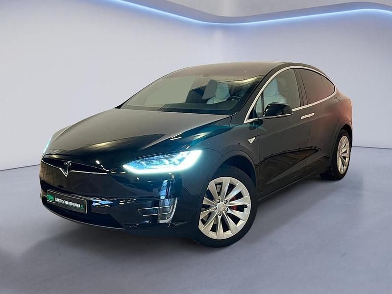 Zwart Occasion 2016 Tesla Model X Performance SUV | € 34.900 - Afbeelding 1/4
