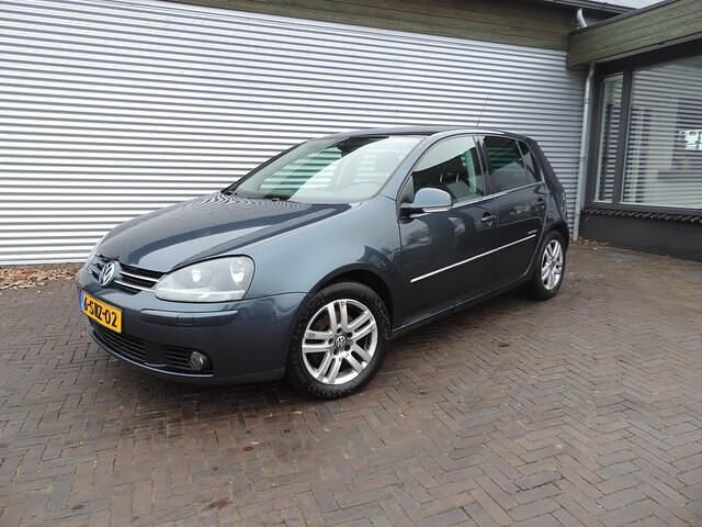 Blauw Occasion 2008 VW Golf VI Comfortline Hatchback | € 1.950 (Super prijs) - Afbeelding 1/4