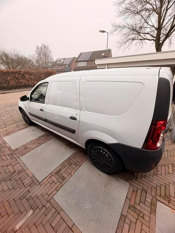 Occasion 2011 Dacia Logan | € 3.500 (Eerlijke prijs) - Afbeelding 1/4