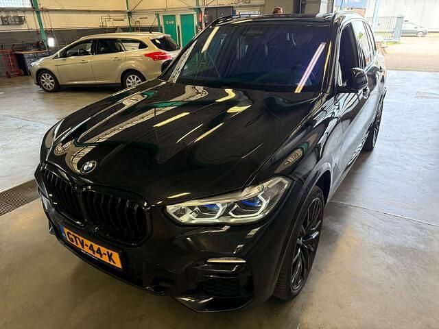 Zwart Gebruikt 2020 BMW X5 Executive SUV | € 59.999 (Eerlijke prijs) - Afbeelding 1/4