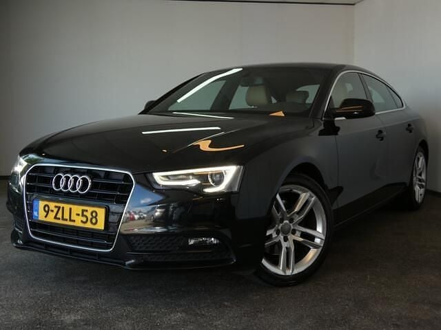 Zwart Gebruikt 2015 Audi A5 Coupé | € 10.950 (Super prijs) - Afbeelding 1/4