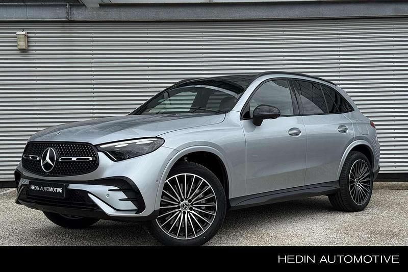 Grijs Nieuw 2025 Mercedes GLC300e Sport Edition SUV | € 80.920 (Goede deal) - Afbeelding 1/4