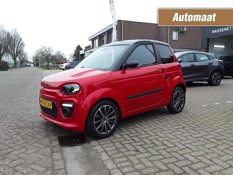 Rood Gebruikt 2022 Microcar M.Go Hatchback | € 15.850 (Duur) - Afbeelding 1/4