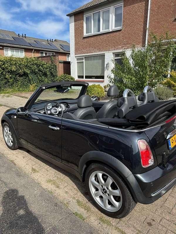Zwart Gebruikt 2006 Mini Cooper Cabriolet Cabriolet | € 4.600 (Eerlijke prijs) - Afbeelding 1/4