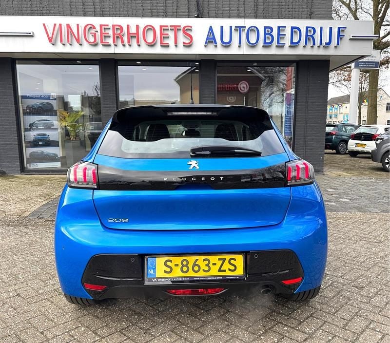 Occasion Peugeot 208 Allure 100 PK (73 kW) 2023 Blauw Hatchback