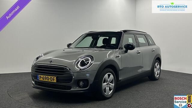 Grijs Occasion 2022 Mini Cooper Clubman Essential Stationwagen | € 22.500 (Eerlijke prijs) - Afbeelding 1/4