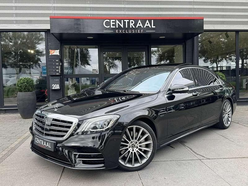 Zwart Gebruikt 2019 Mercedes S560 AMG Sedan | € 56.950 - Afbeelding 1/4
