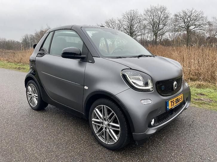 Occasion 2018 Smart ForTwo Electric Drive Cabriolet | € 10.500 (Eerlijke prijs) - Afbeelding 1/4