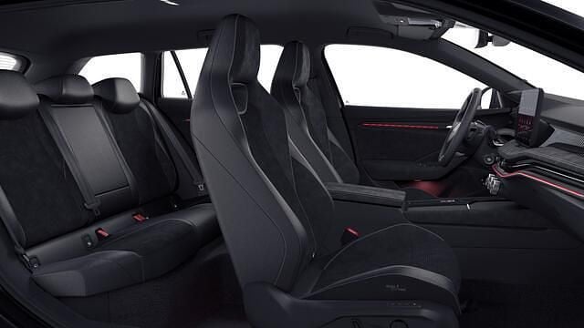 Nieuw Skoda Superb Business Line 204 PK (150 kW) 2026 Zwart Stationwagen