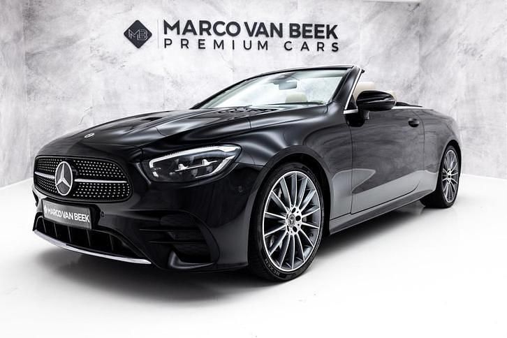 Occasion Mercedes E300 AMG line 259 PK (190 kW) 2023 Zwart Cabriolet
