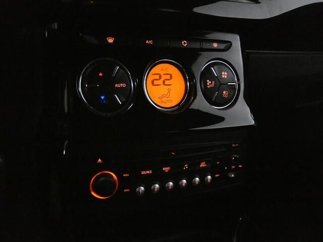 Occasion Citroën DS3 So Chic 120 PK (88 kW) 2010 Wit Hatchback