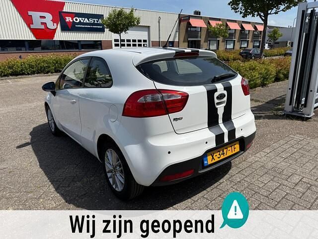 Afbeelding 2/3
