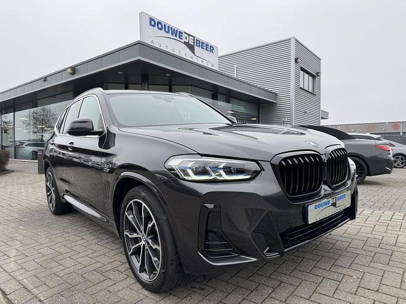 Grijs Occasion 2022 BMW X3 M Sport SUV | € 44.900 (Eerlijke prijs) - Afbeelding 1/4