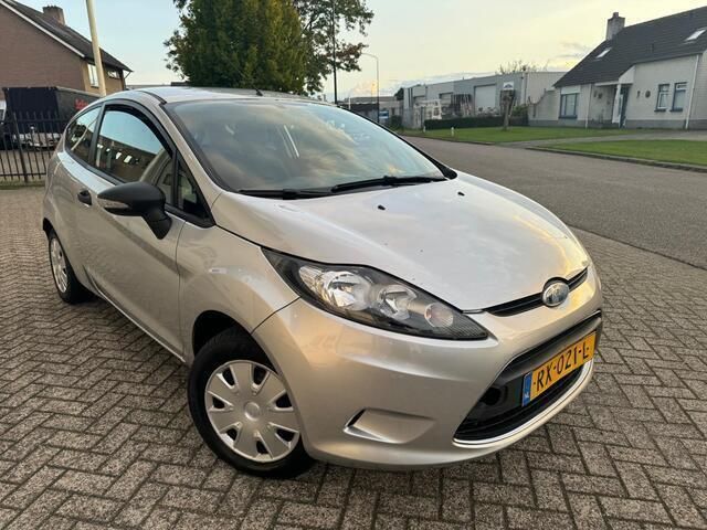 Occasion Ford Fiesta Trend 82 PK (60 kW) 2010 Grijs Hatchback