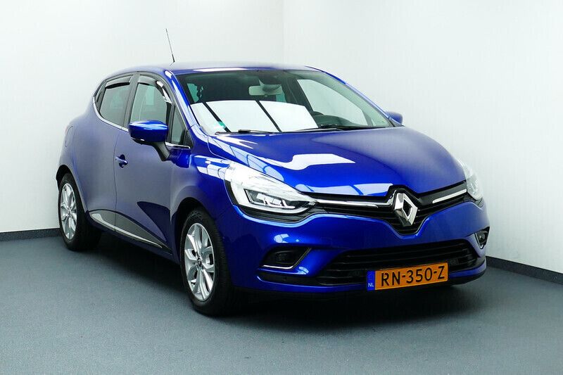 Blauw Gebruikt 2018 Renault Clio IV Intens Hatchback | € 15.444 (Duur) - Afbeelding 1/4