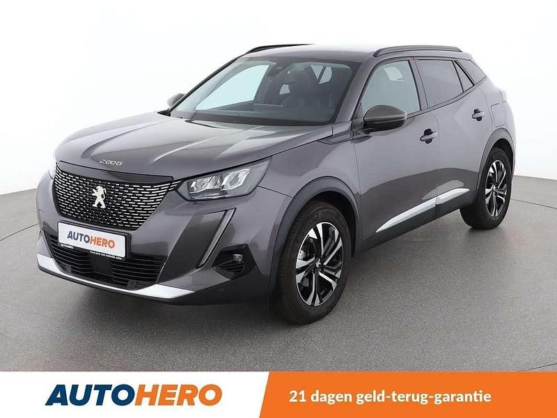 Grijs Gebruikt 2020 Peugeot 2008 Allure SUV | € 18.649 (Eerlijke prijs) - Afbeelding 1/3