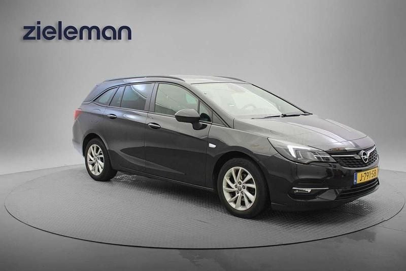 Zwart Gebruikt 2020 Opel Astra Business Edition Stationwagen | € 10.845 (Super prijs) - Afbeelding 1/4