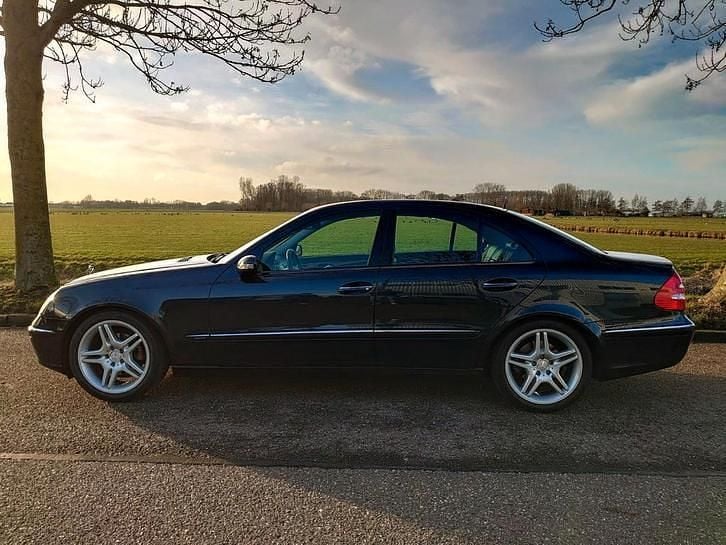 Occasion Mercedes E240 Elegance 177 PK (130 kW) 2003 Blauw Sedan