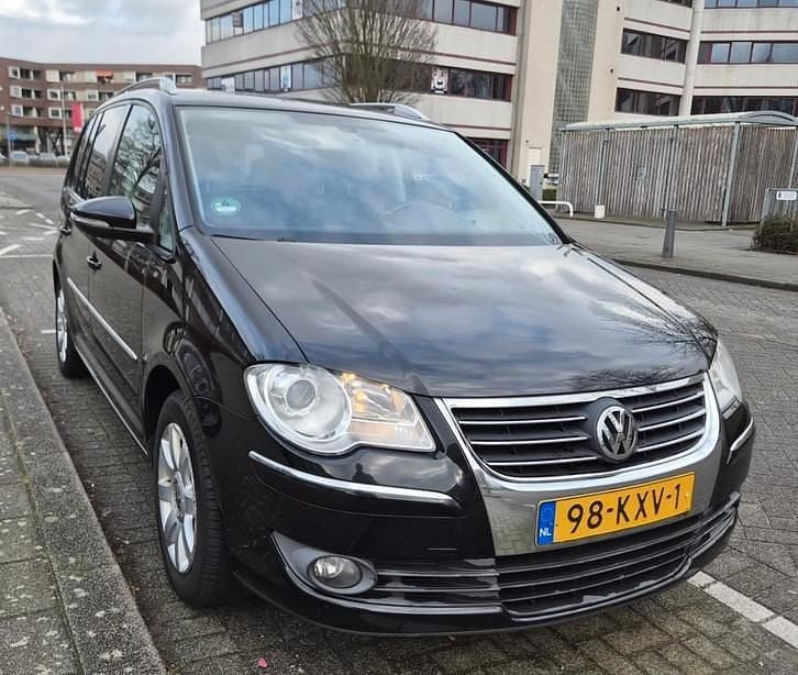 Occasion 2010 VW Touran MPV | € 4.950 (Eerlijke prijs) - Afbeelding 1/4