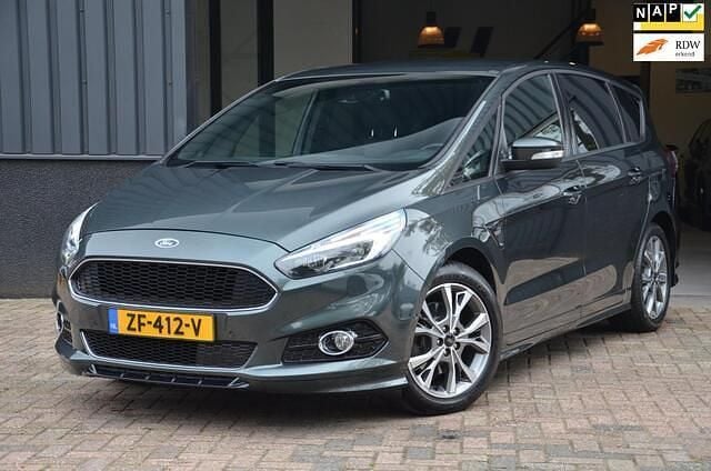 Groen Gebruikt 2018 Ford S-MAX ST-Line MPV | € 22.450 - Afbeelding 1/4