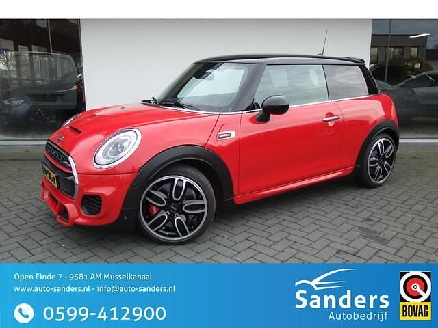 Rood Gebruikt 2016 Mini John Cooper Works Chili Hatchback | € 21.490 (Eerlijke prijs) - Afbeelding 1/4