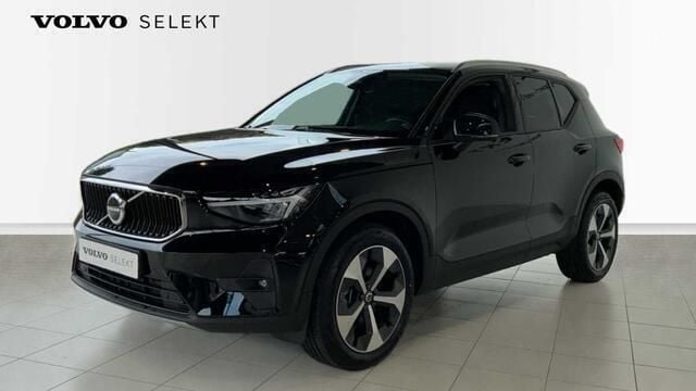 Zwart Gebruikt 2023 Volvo XC40 Core SUV | € 38.450 (Super prijs) - Afbeelding 1/4