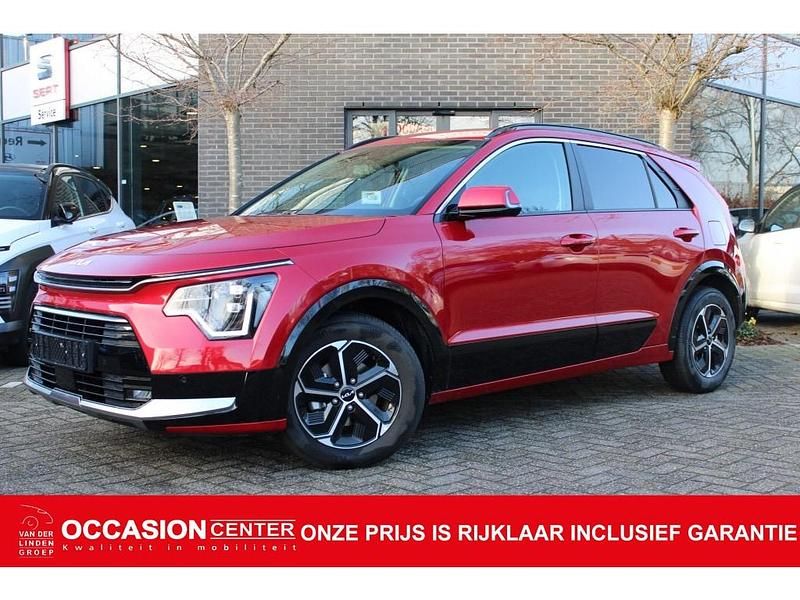 Rood Gebruikt 2025 Kia Niro Plus SUV | € 32.450 (Super prijs) - Afbeelding 1/4