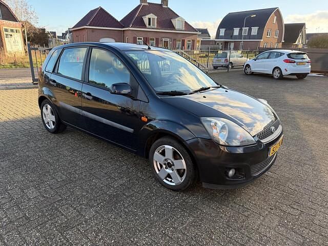 Occasion Ford Fiesta Futura 80 PK (58 kW) 2006 Zwart Hatchback