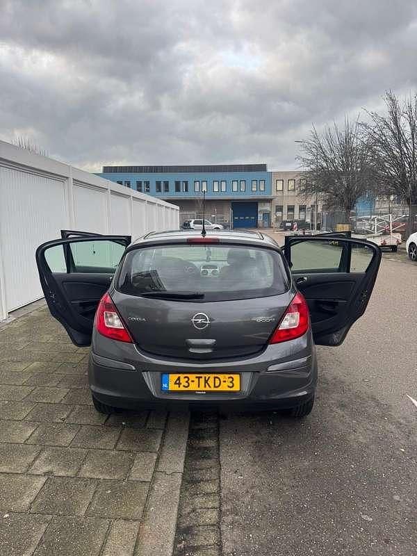 Occasion Opel Corsa Selection 95 PK (69 kW) 2012 Sedan