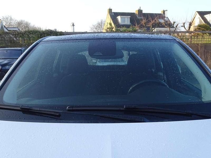 Occasion Opel Crossland X 111 PK (81 kW) 2018 Wit SUV