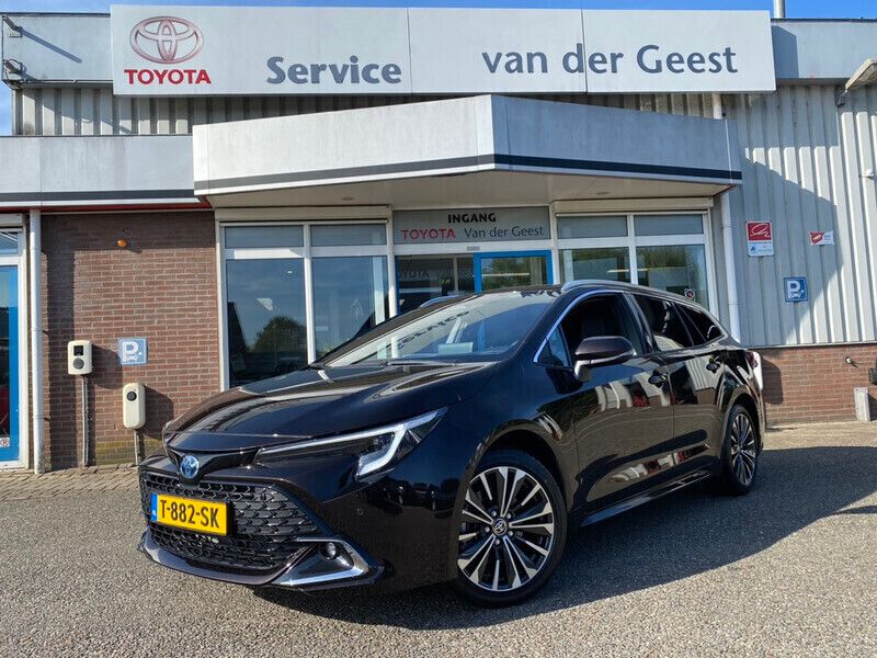 Bruin, metallic lak Gebruikt 2023 Toyota Corolla Edition Stationwagen | € 35.945 (Eerlijke prijs) - Afbeelding 1/4