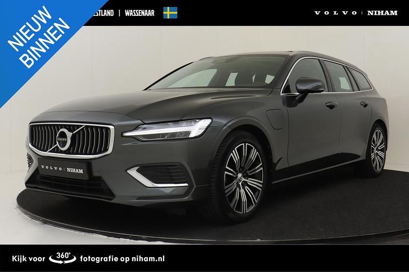 Grijs Occasion 2021 Volvo V60 Inscription Stationwagen | € 34.890 (Iets duurder) - Afbeelding 1/4