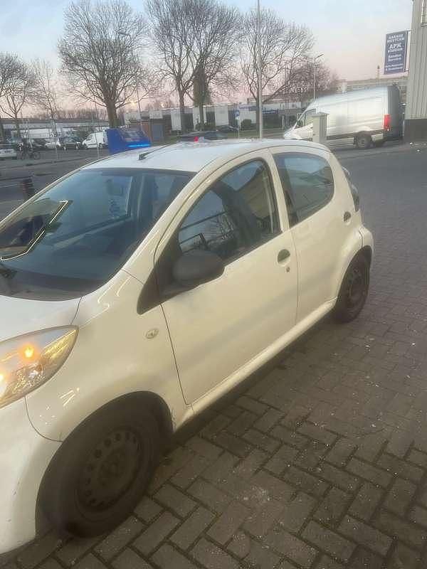 Wit Gebruikt 2008 Citroën C1 Hatchback | € 1.450 (Goede deal) - Afbeelding 1/4