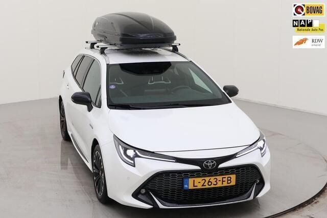 Wit Gebruikt 2021 Toyota Corolla Sport Stationwagen | € 23.899 (Goede deal) - Afbeelding 1/4