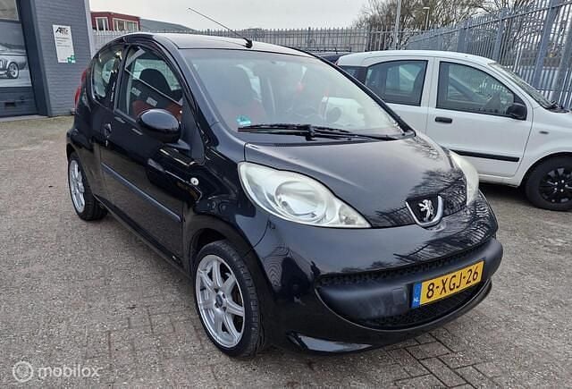 Occasion Peugeot 107 Urban Move 68 PK (50 kW) 2008 Zwart Hatchback