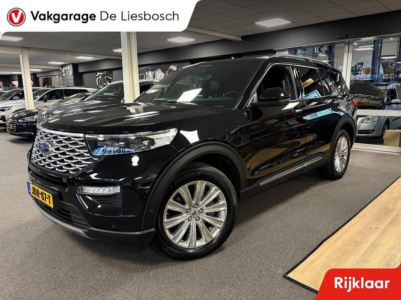 Zwart Occasion 2025 Ford Explorer Platinum SUV | € 41.950 - Afbeelding 1/4