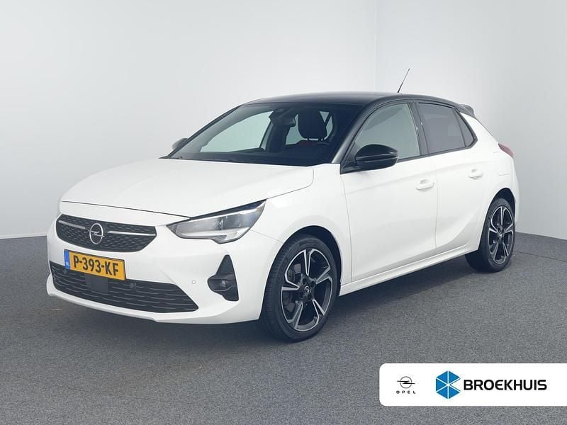 Wit Gebruikt 2022 Opel Corsa GS Line Hatchback | € 18.395 (Eerlijke prijs) - Afbeelding 1/4