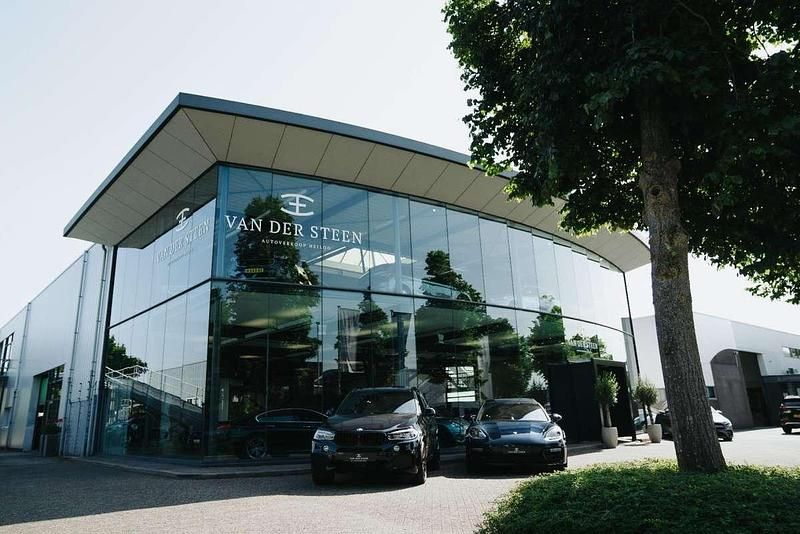 Grijs Gebruikt 2020 Mercedes GLC300e Premium Plus SUV | € 34.950 (Super prijs) - Afbeelding 1/1