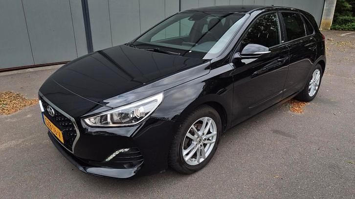Occasion Hyundai i30 100 PK (73 kW) 2018 Zwart Hatchback