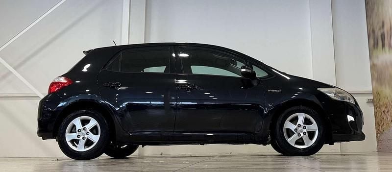Occasion Toyota Auris Hybrid 99 PK (72 kW) 2011 Zwart Hatchback