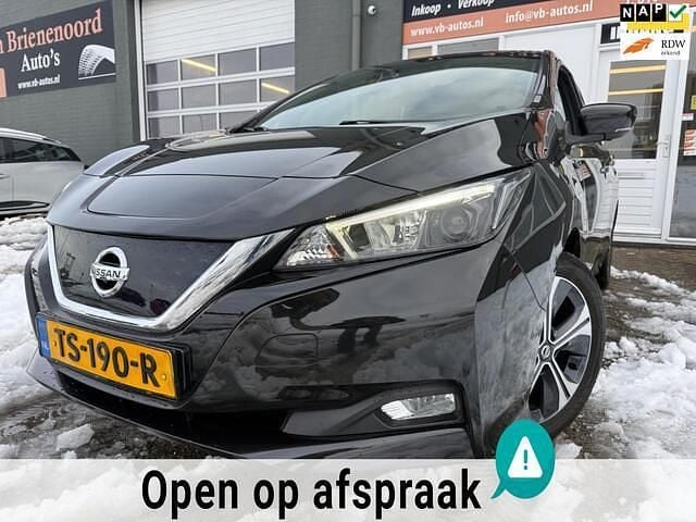Zwart Gebruikt 2018 Nissan Leaf Hatchback | € 9.499 (Goede deal) - Afbeelding 1/4
