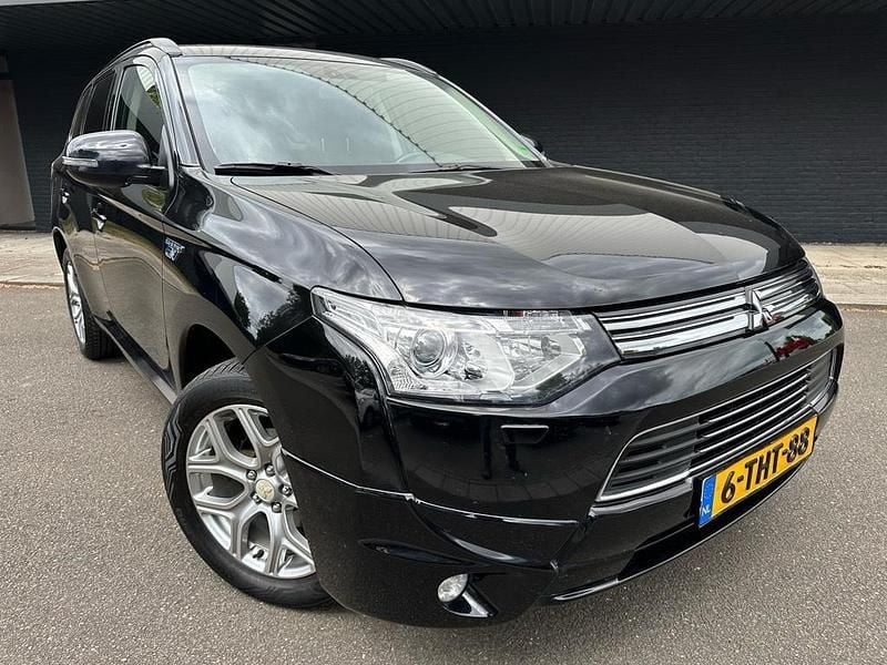 Suv Gebruikt 2014 Mitsubishi Outlander P-HEV Instyle SUV | € 15.995 (Goede deal) - Afbeelding 1/4