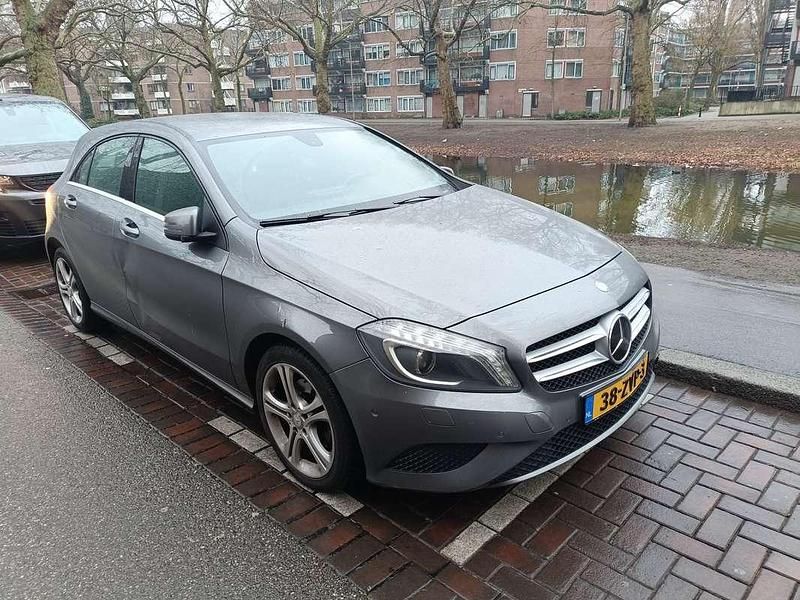 Occasion Mercedes A180 Ambition 122 PK (89 kW) 2013 Grijs Stationwagen